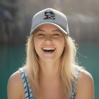 A lady model wearing Paddle Frogs™ Snapback Cap heather grey and white vented mesh